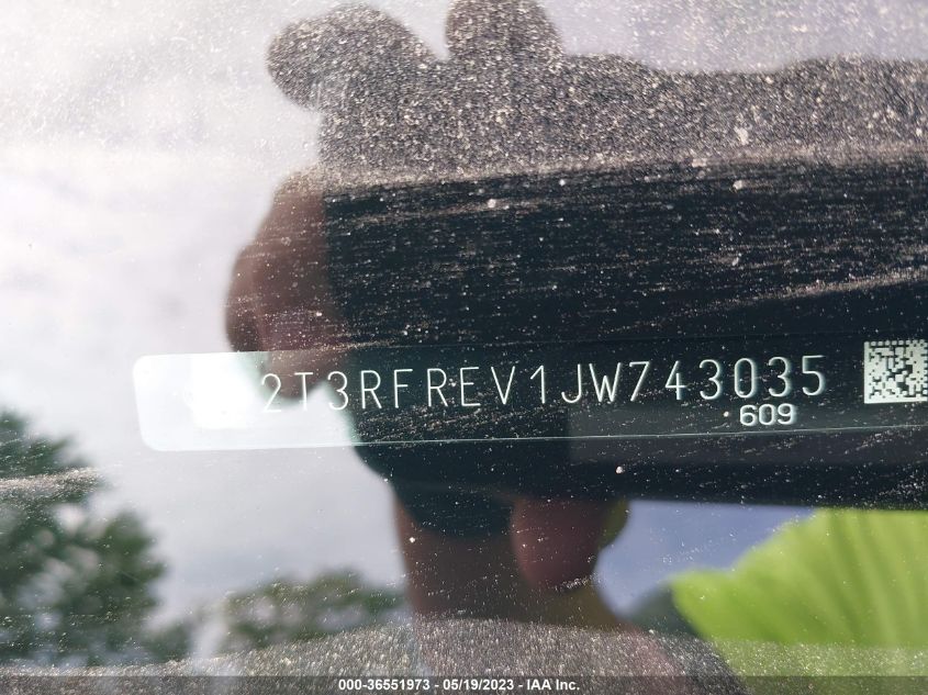 2018 TOYOTA RAV4 XLE/ADVENTURE - 2T3RFREV1JW743035