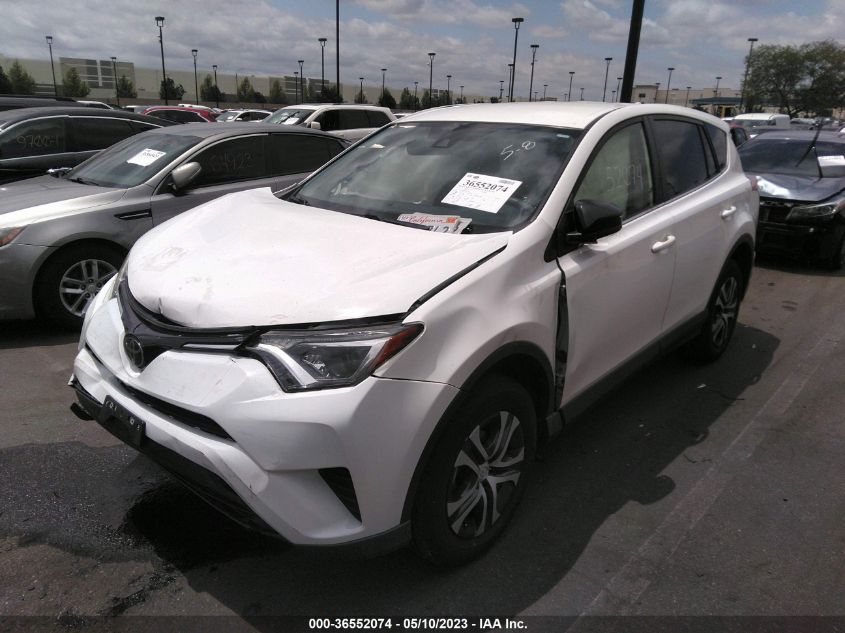 2018 TOYOTA RAV4 LE - JTMZFREV1JD129387