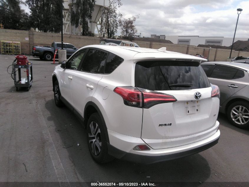 2018 TOYOTA RAV4 LE - JTMZFREV1JD129387
