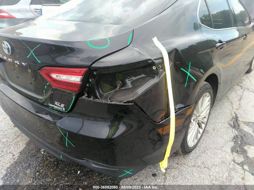 2018 TOYOTA CAMRY HYBRID XLE - 4T1B21HK2JU502755