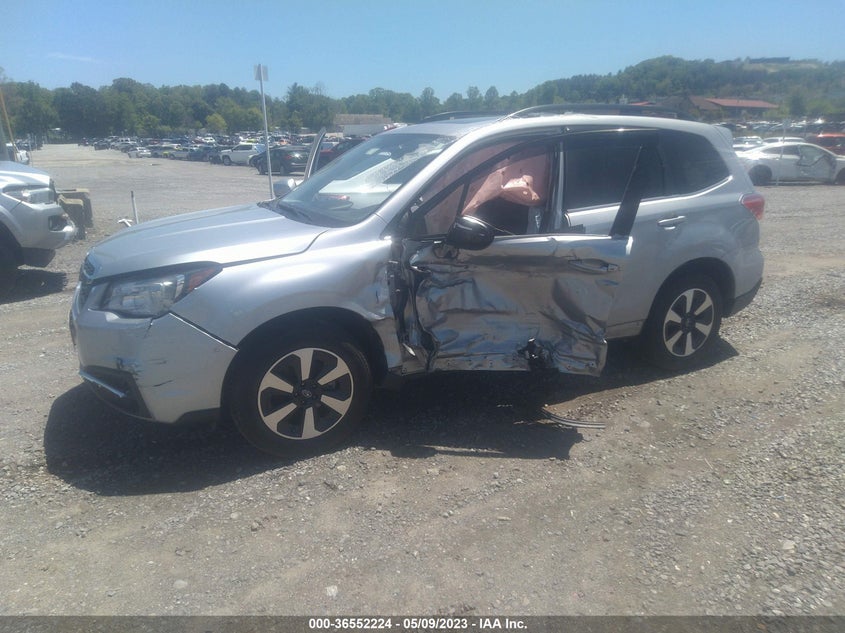 VIN JF2SJAJC5JH595646 2018 SUBARU FORESTER LIMITED