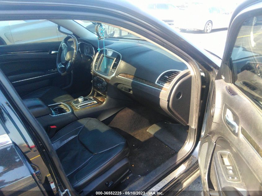2016 CHRYSLER 300 300C - 2C3CCAEGXGH294677