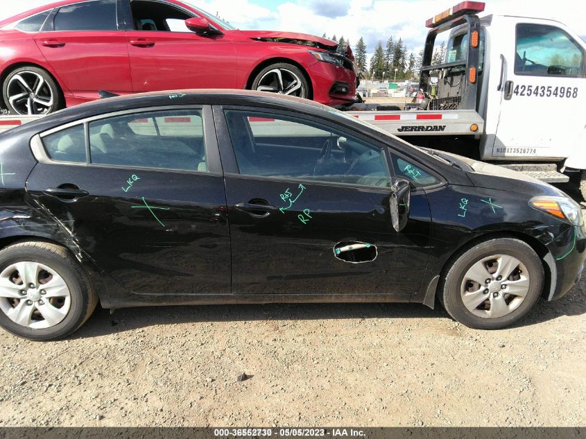 2016 KIA FORTE LX - KNAFK4A62G5509385