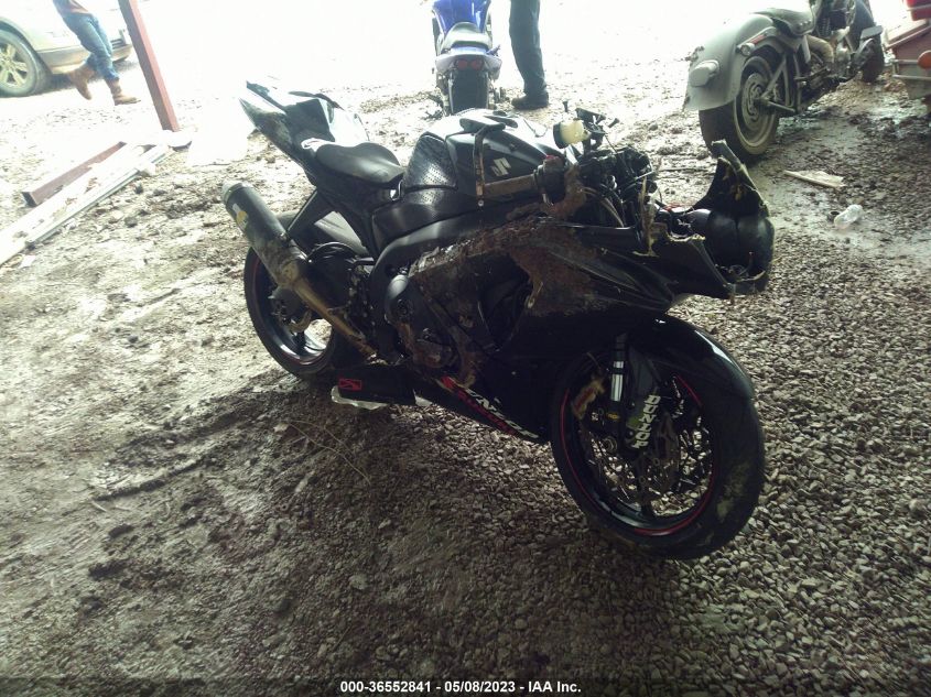 2013 SUZUKI GSX-R1000 - JS1GT78A2D2102870