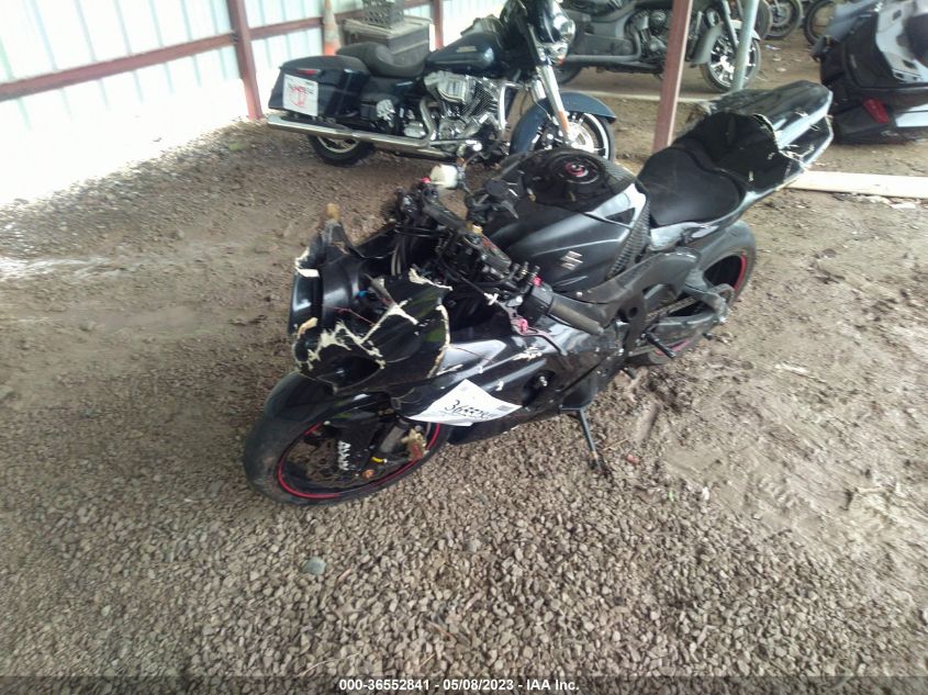 2013 SUZUKI GSX-R1000 - JS1GT78A2D2102870