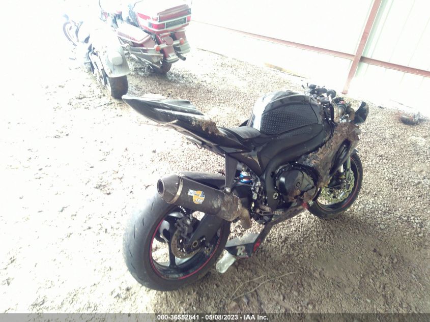 2013 SUZUKI GSX-R1000 - JS1GT78A2D2102870