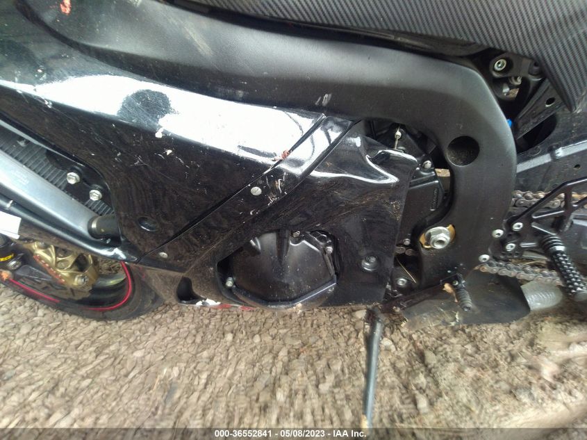 2013 SUZUKI GSX-R1000 - JS1GT78A2D2102870
