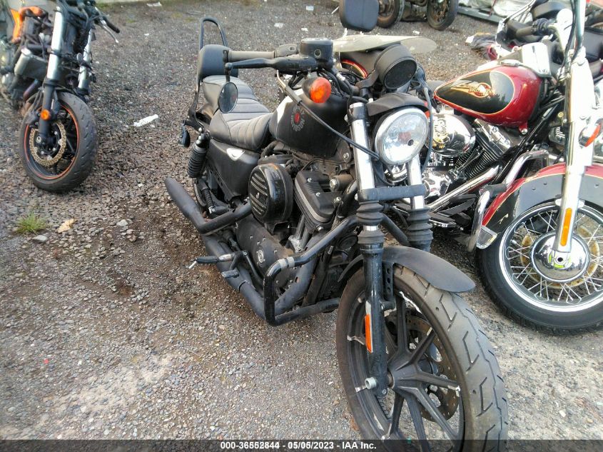 2011 HARLEY-DAVIDSON XL883 N - 1HD4LE213B410200