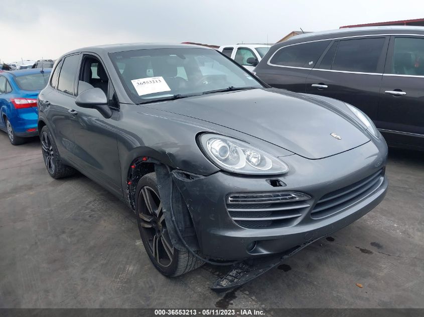 2013 PORSCHE CAYENNE - WP1AA2A2XDLA04525