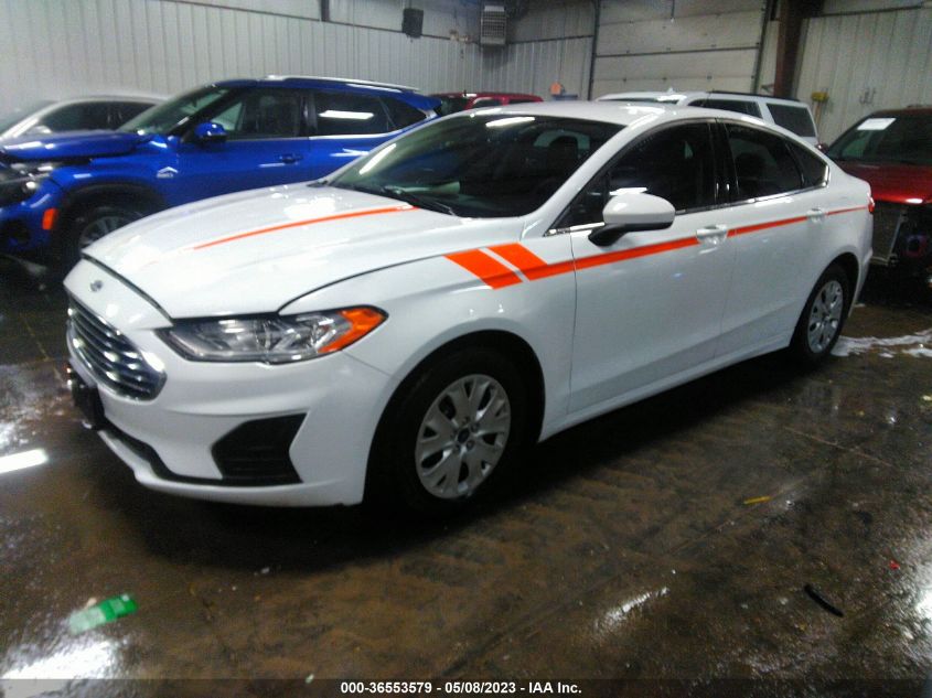 2019 FORD FUSION S - 3FA6P0G72KR285110