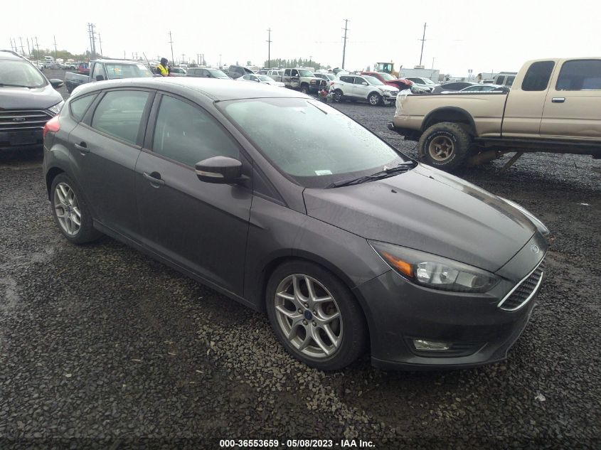 2015 FORD FOCUS SE - 1FADP3K25FL319100