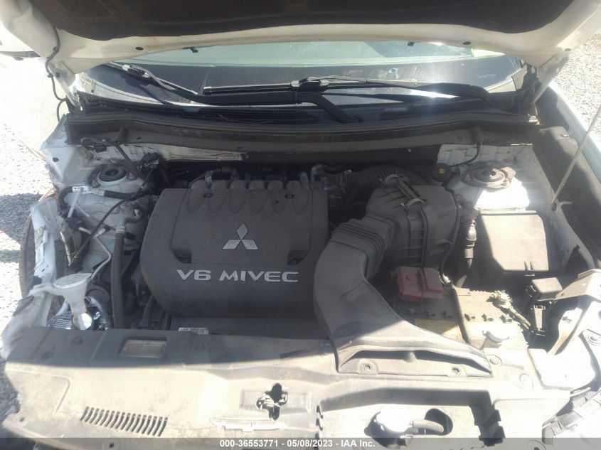 2018 MITSUBISHI OUTLANDER GT - JA4JZ4AX1JZ069140