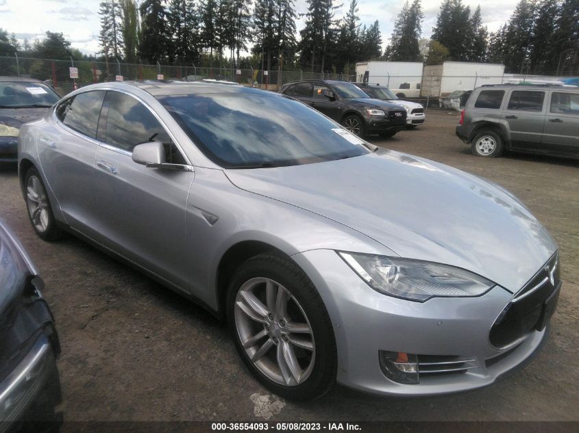 2015 TESLA MODEL S 85 - 5YJSA1H18FFP78517