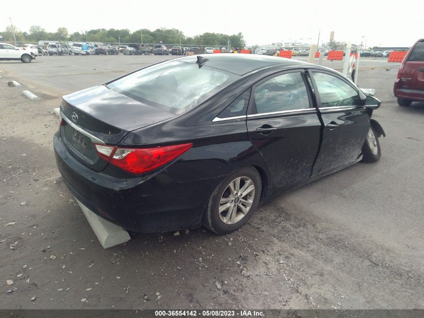 VIN 5NPEB4AC2DH507457 2013 HYUNDAI SONATA no.4