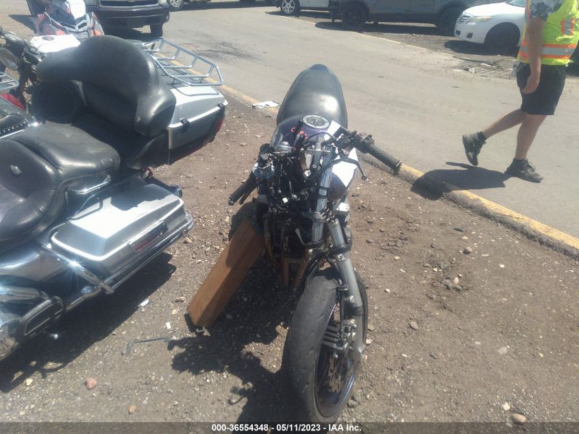 2001 KAWASAKI ZR750 G JKAZRDH111A000869