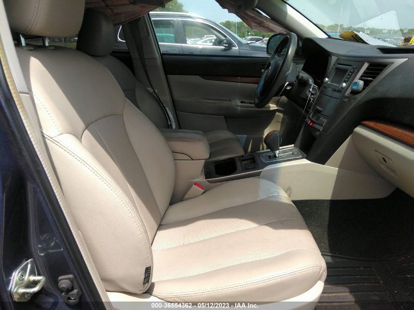 2014 SUBARU OUTBACK 2.5I LIMITED - 4S4BRBLCXE3247205