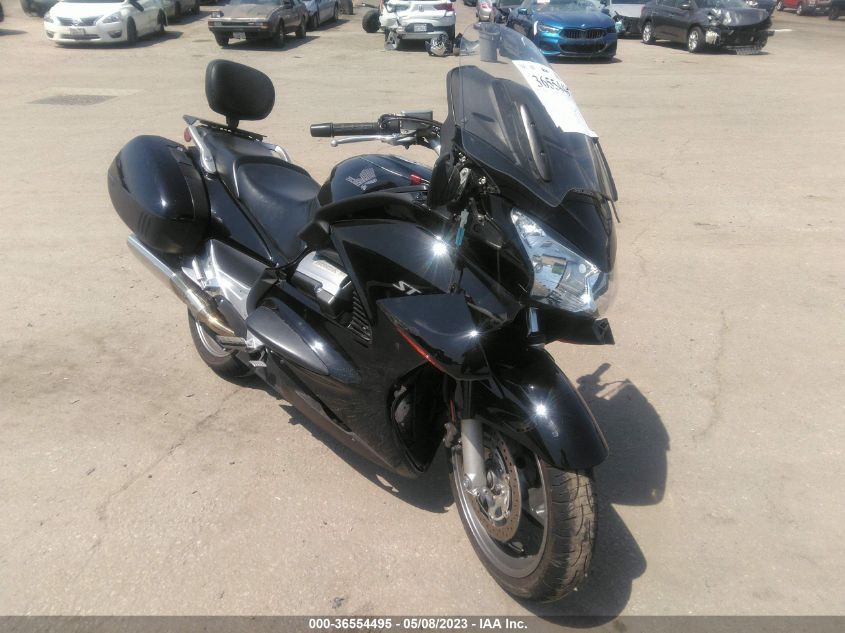 2010 HONDA ST1300 - JH2SC510XAK800121