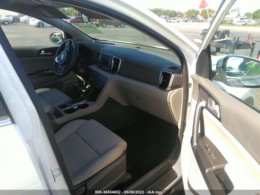 VIN KNDPM3AC5H7233064 2017 KIA SPORTAGE LX