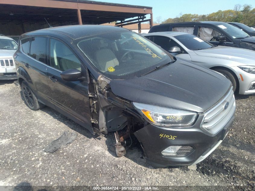 2017 FORD ESCAPE SE - 1FMCU0GD1HUA89250