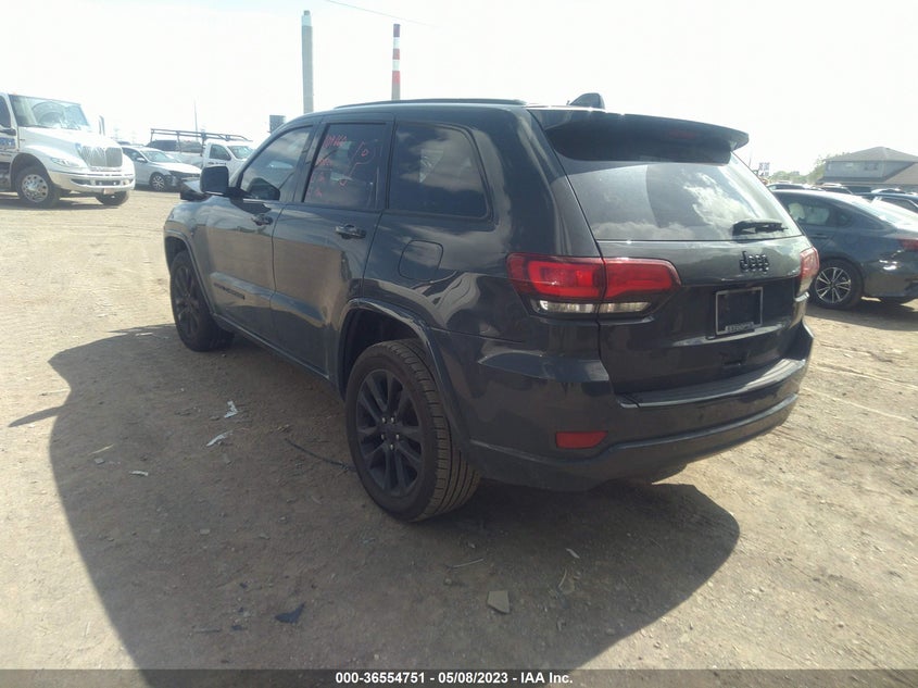 VIN 1C4RJFAG5JC284390 2018 JEEP GRAND CHEROKEE ALTITUDE