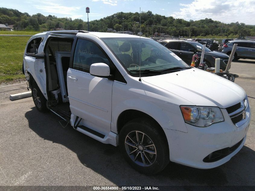 2017 DODGE GRAND CARAVAN SXT - 2C4RDGCG5HR737581