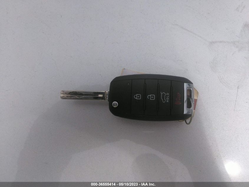 2017 KIA SOUL + - KNDJP3A54H7485385