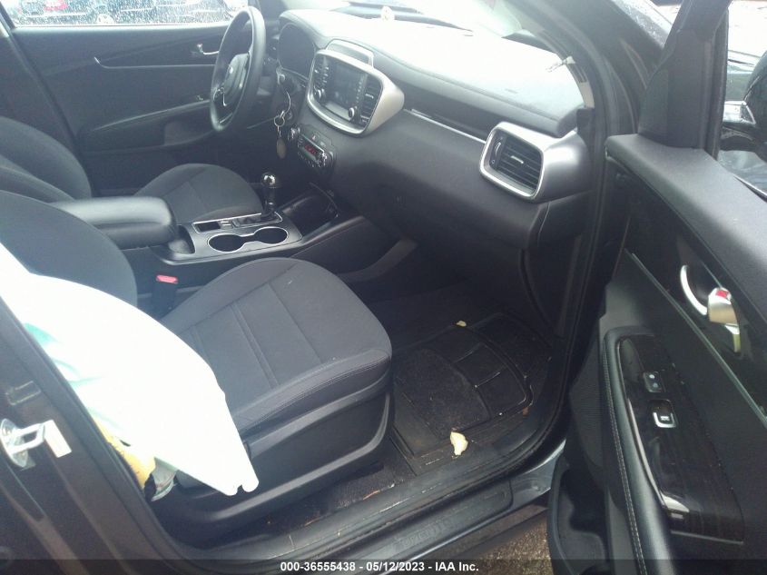2019 KIA SORENTO LX V6 - 5XYPG4A50KG490741