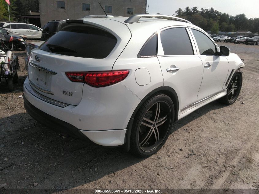 2013 INFINITI FX37 LIMITED EDITION - JN8CS1MW7DM170810