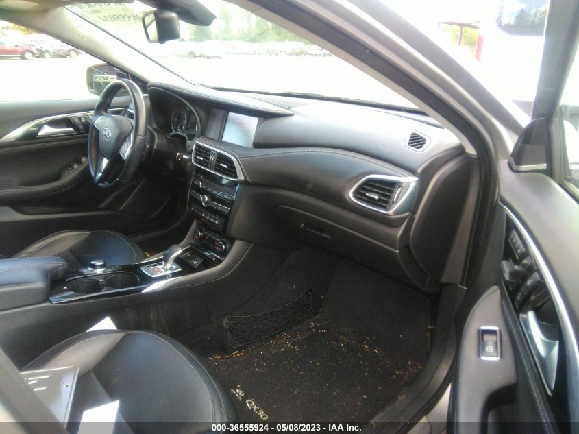 2017 INFINITI QX30 PREMIUM SJKCH5CR0HA023309