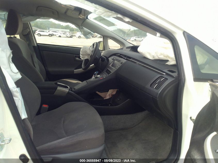 2015 TOYOTA PRIUS FOUR - JTDKN3DU5F1909749