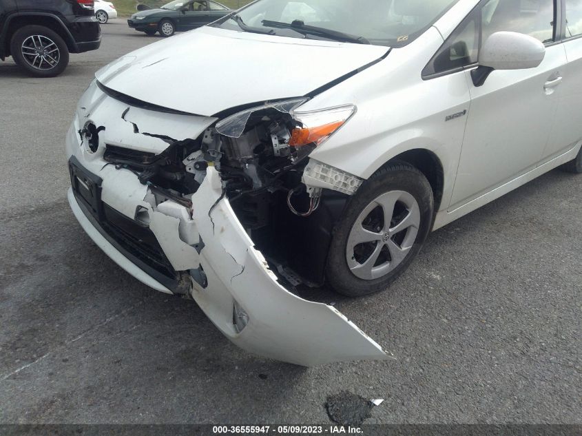 2015 TOYOTA PRIUS FOUR - JTDKN3DU5F1909749