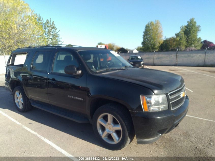 2014 CHEVROLET SUBURBAN LT - 1GNSKJE75ER149304