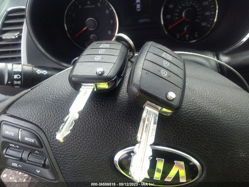 2017 KIA FORTE LX - 3KPFL4A75HE113823