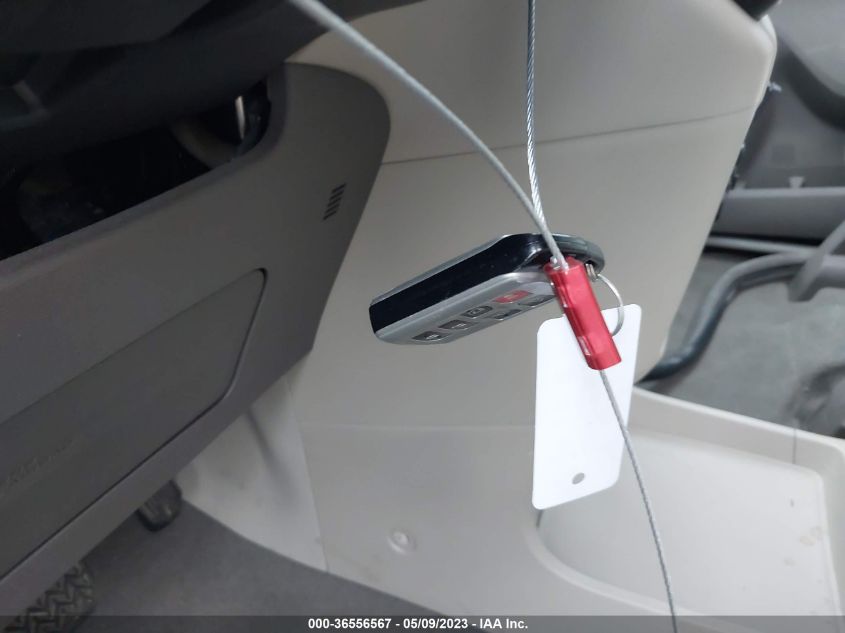 2019 TOYOTA SIENNA XLE - 5TDYZ3DC9KS020861