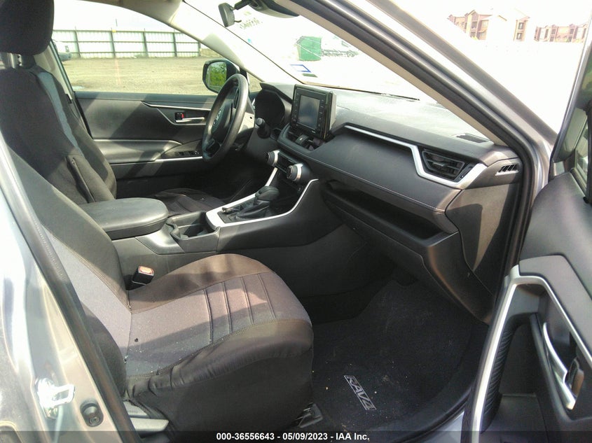 VIN 2T3W1RFV3LC058345 2020 TOYOTA RAV4 XLE