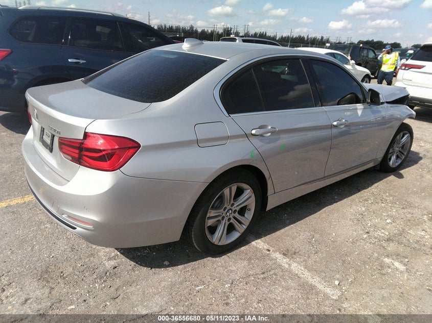 VIN WBA8B9C54JK677225 2018 BMW 3 SERIES 330I