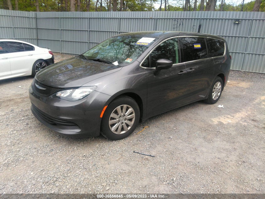 VIN 2C4RC1AG9JR260808 2018 CHRYSLER PACIFICA L