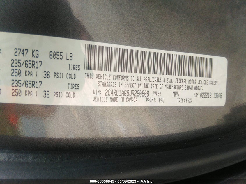 VIN 2C4RC1AG9JR260808 2018 CHRYSLER PACIFICA L