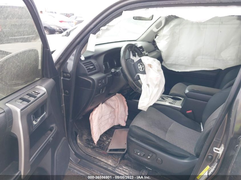 2014 TOYOTA 4RUNNER SR5 - JTEZU5JR8E5077954