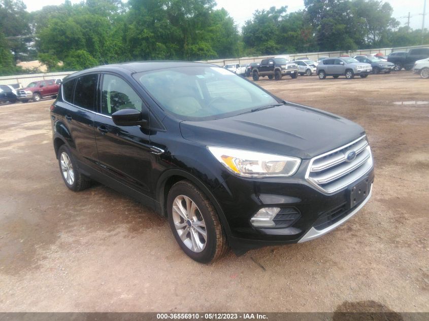 2017 FORD ESCAPE SE - 1FMCU0GD0HUA22770