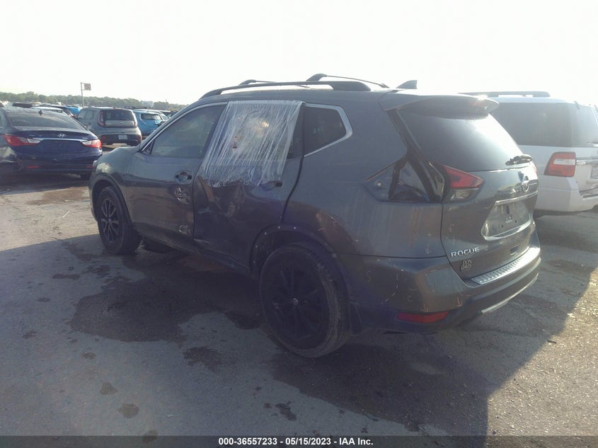 VIN 5N1AT2MT4HC834581 2017 NISSAN ROGUE SV