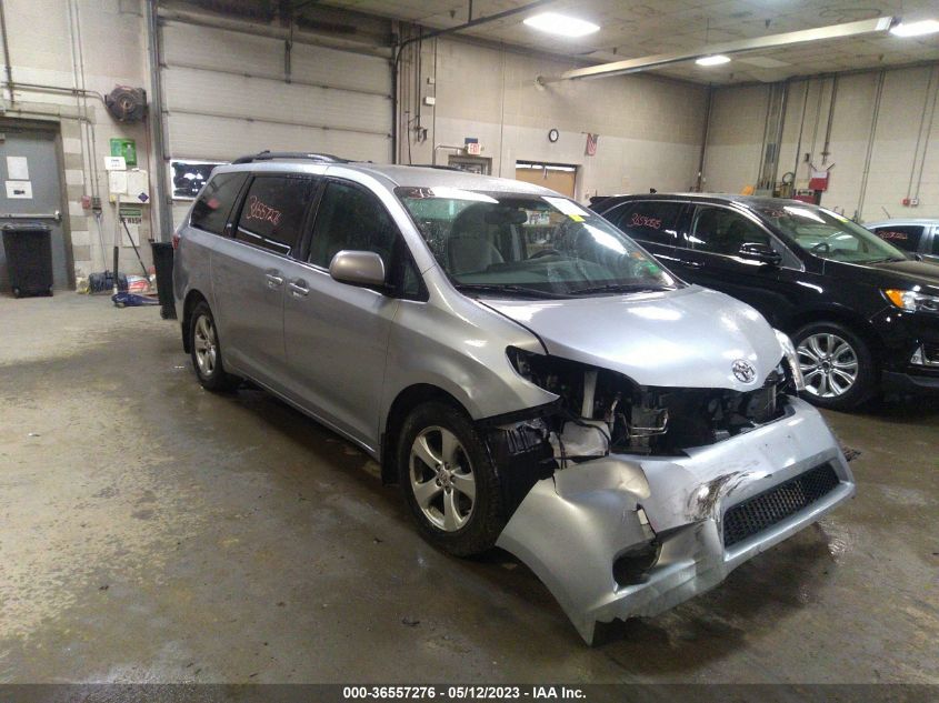 2017 TOYOTA SIENNA LE - 5TDKZ3DCXHS817733