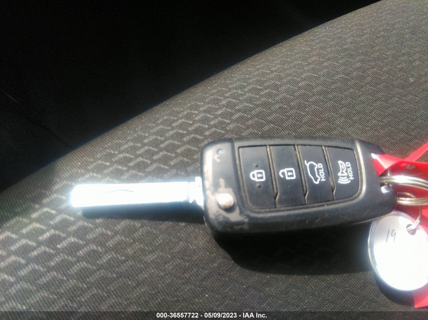VIN KMHH35LE6KU106815 2019 HYUNDAI ELANTRA GT