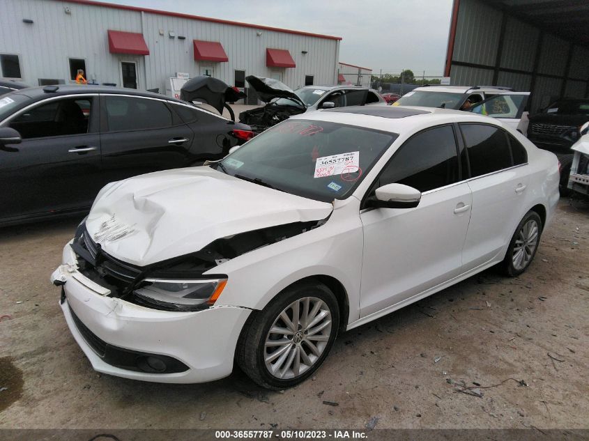 2013 VOLKSWAGEN JETTA SEDAN TDI W/PREMIUM/NAV - 3VWLL7AJ2DM238274