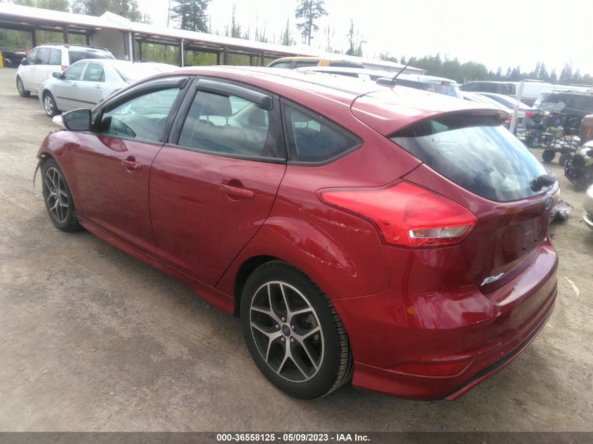 2015 FORD FOCUS SE - 1FADP3K26FL256959