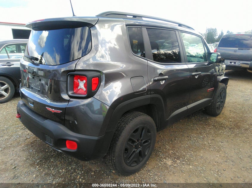 VIN ZACCJBCB1JPH44348 2018 JEEP RENEGADE TRAILHAWK