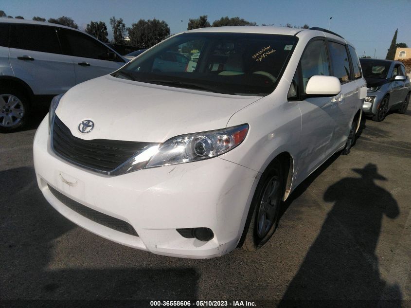 2014 TOYOTA SIENNA LE - 5TDKK3DC8ES507550