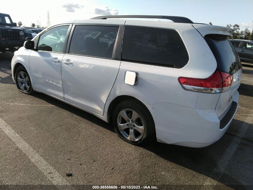 2014 TOYOTA SIENNA LE - 5TDKK3DC8ES507550