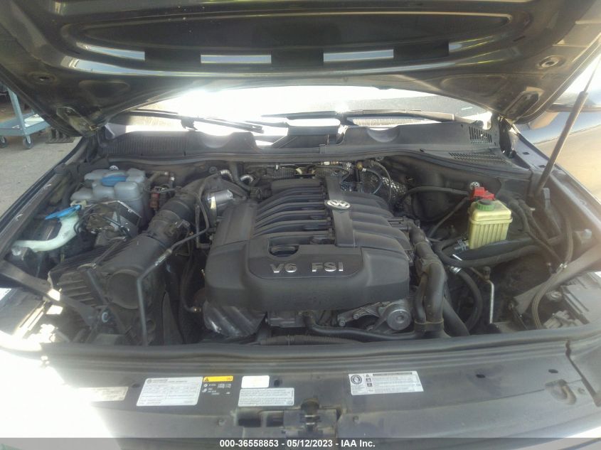 2016 VOLKSWAGEN TOUAREG LUX WVGEF9BP5GD010816