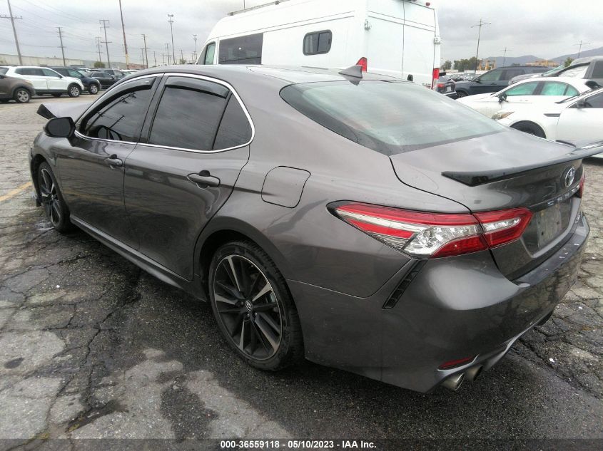 2018 TOYOTA CAMRY XSE - 4T1B61HK9JU140136